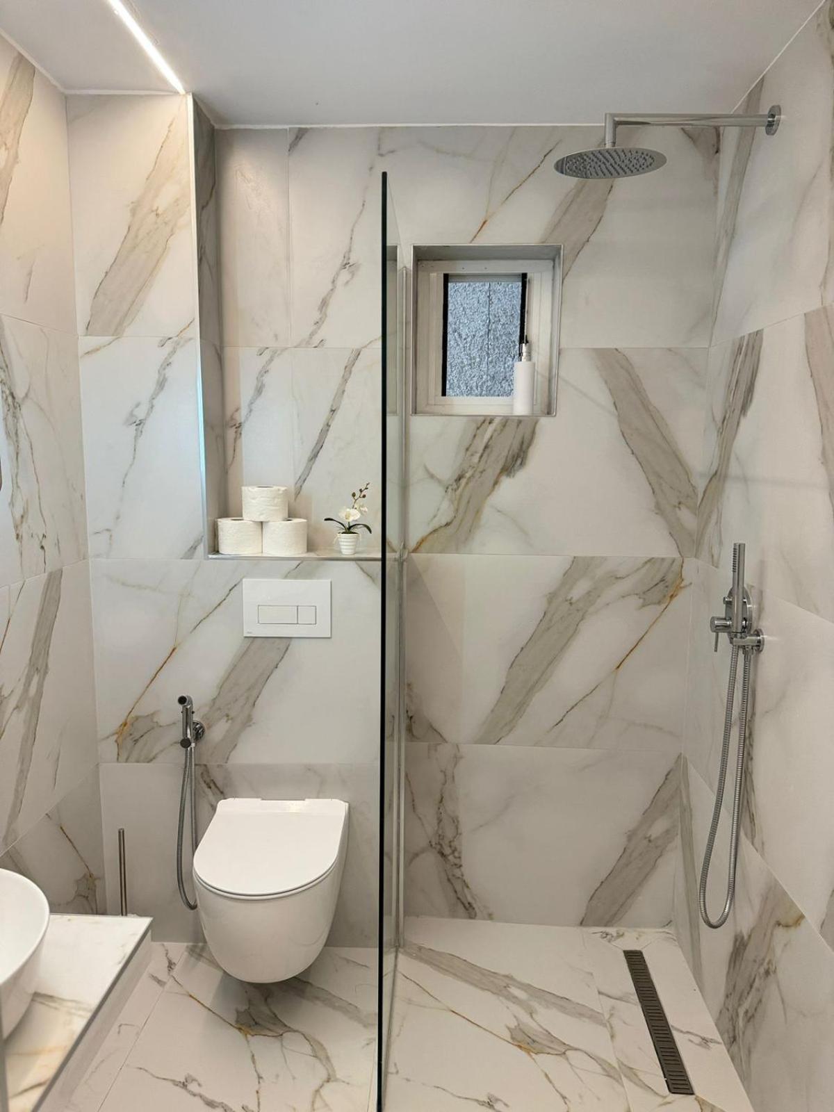 Ansi Paradiso Appartement